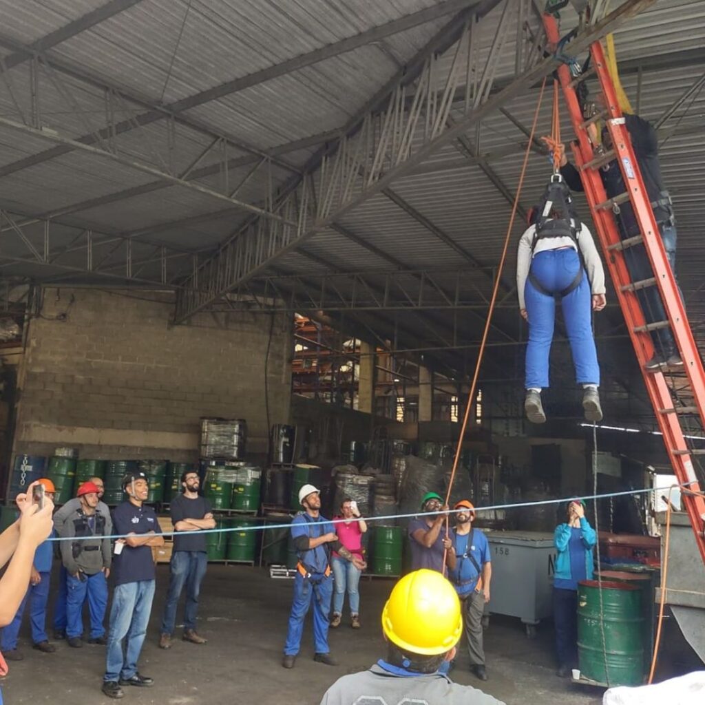 Curso de Trabalho em Altura in company — turmas Quality Fire